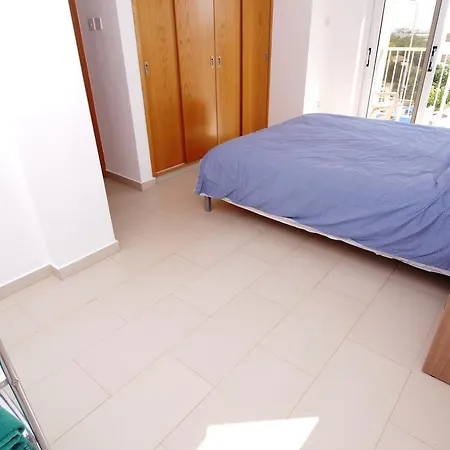 Maouris بروتاراس