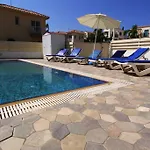 Villa Maouris
